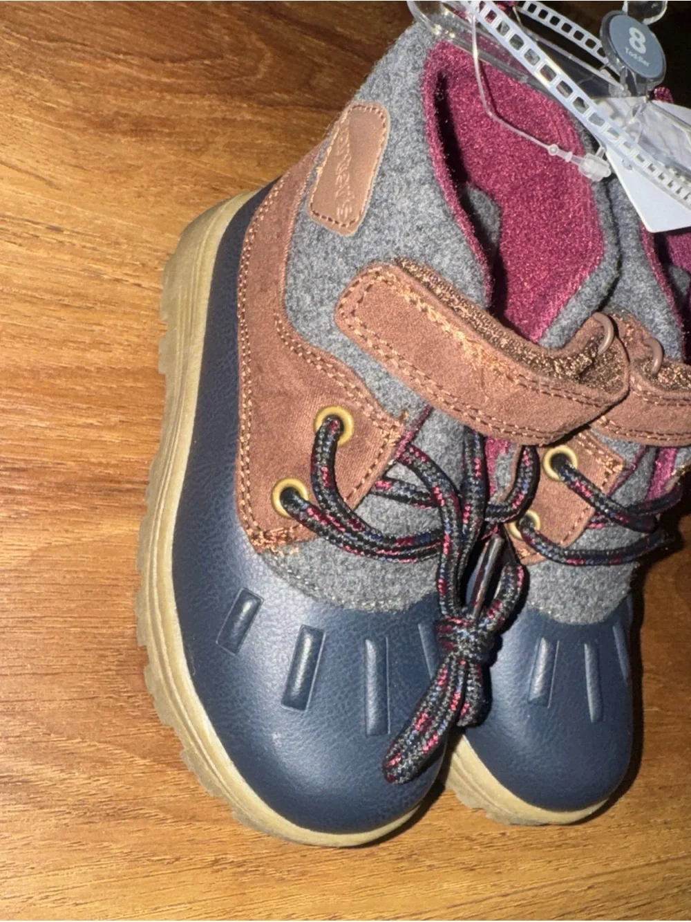 Carters Toddler Duck Boots Size 8 Blue Brown Stylish & Comfortable Snow boots.